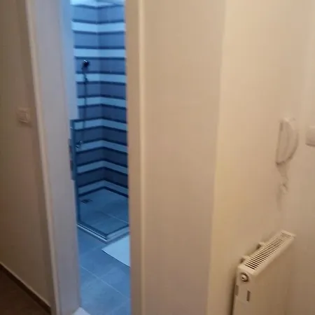 아파트 Apartman K7 페일