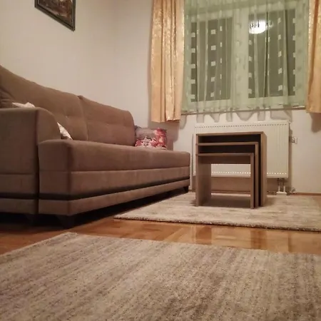 아파트 Apartman K7 *